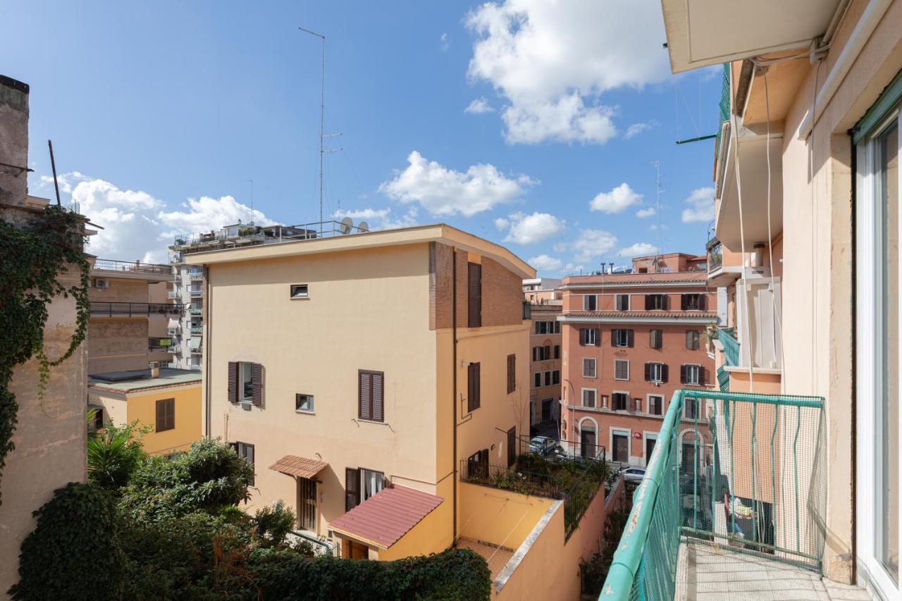Con Terrazza Vicino Al Vaticano Apartment Rome