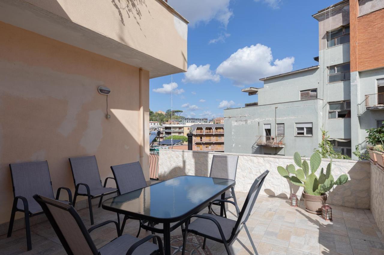 Con Terrazza Vicino Al Vaticano Apartment Rom